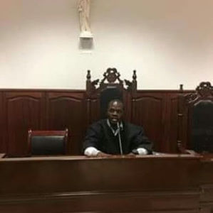 Meet your Posher, Simão welbi